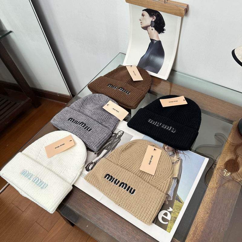 Miumiu hat 082901